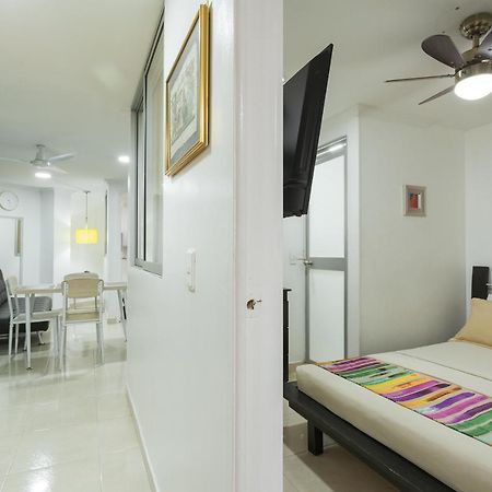 Apartamentos Amoblados Jg De La 70 Medellin Bagian luar foto