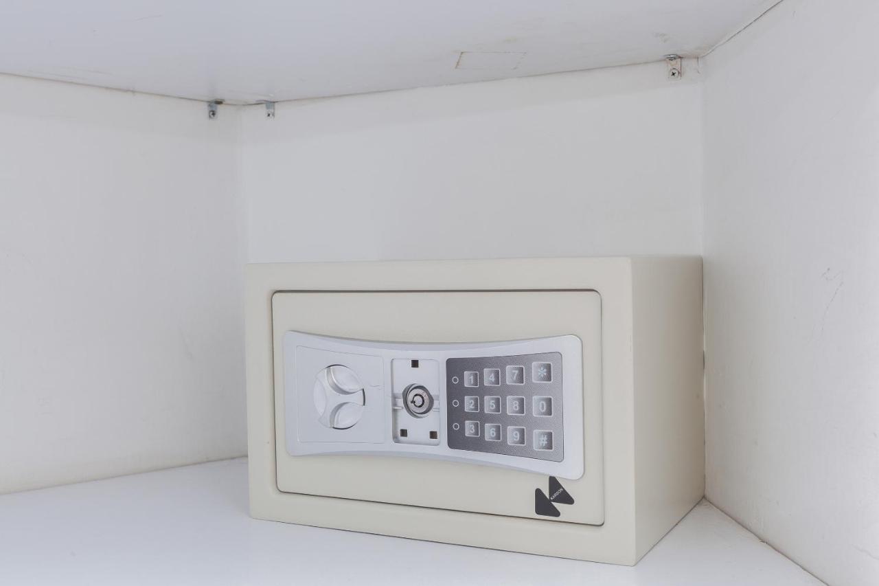 Apartamentos Amoblados Jg De La 70 Medellin Bagian luar foto